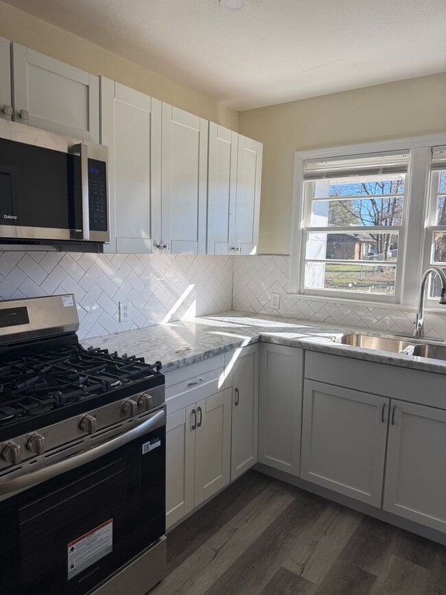 Building Photo - Newly Renovated Property in Bossier City