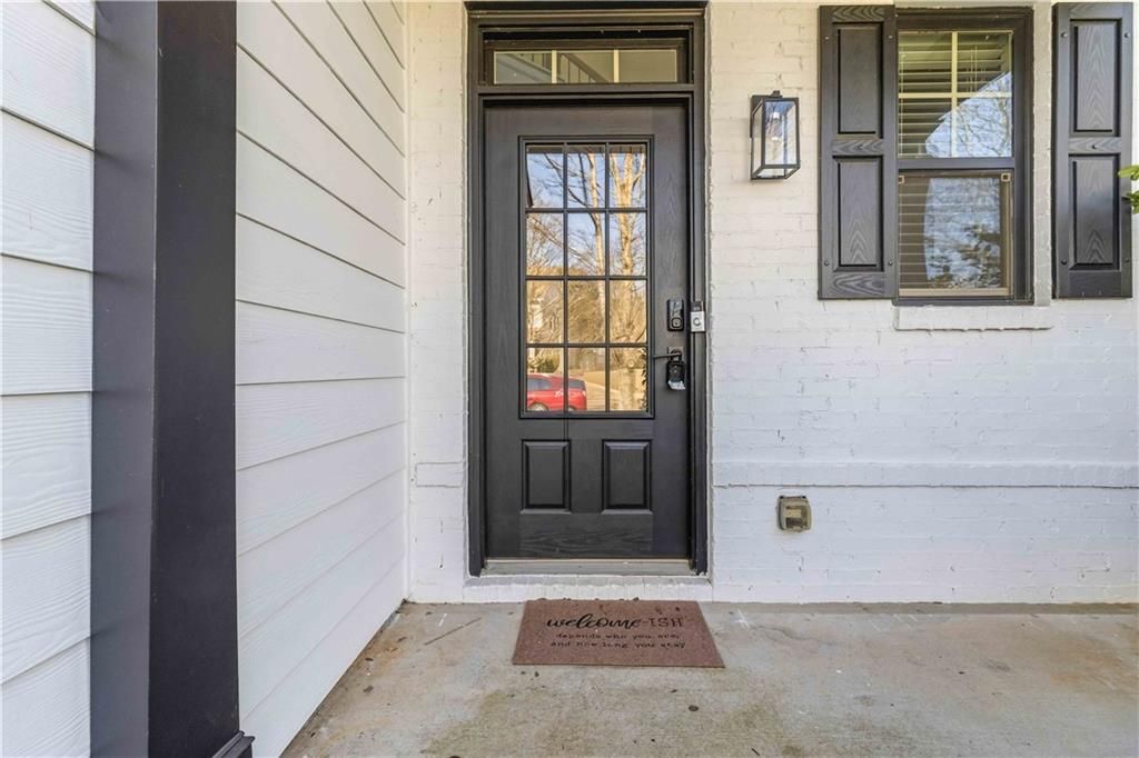 Building Photo - 5675 Falls Landing Dr