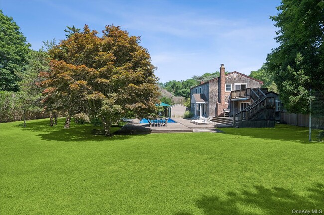 Building Photo - 13 Buttercup Ln