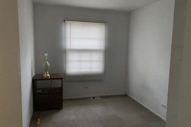 Building Photo - 115 Meadowbrook Ln