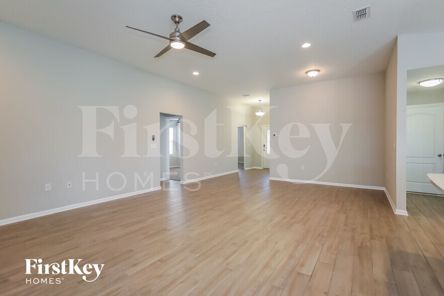 Building Photo - 318 Fox Water Trail