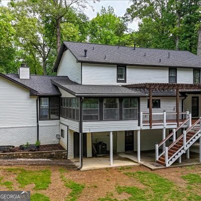 Building Photo - 3270 Brookview Dr