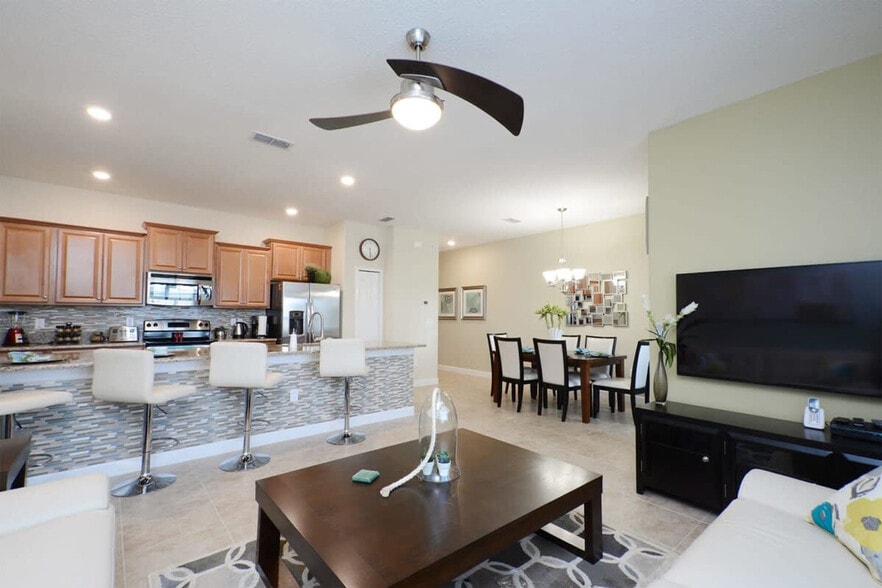 Building Photo - 4879 Clock Tower Dr