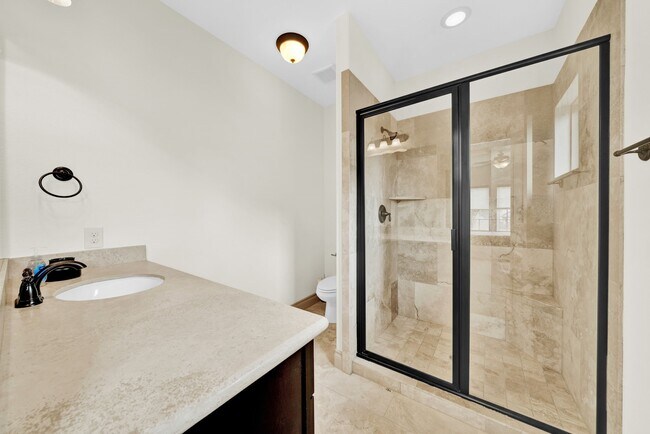 Building Photo - 26006 Carolina Cherry Ct