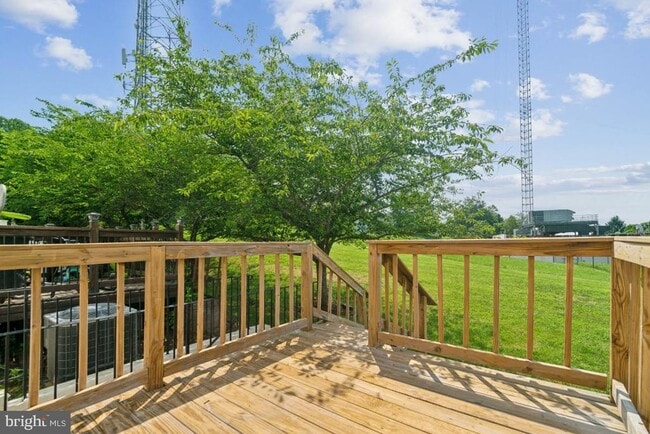 Building Photo - 1109 Pomelo Ct