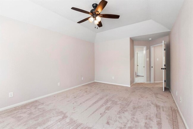 Building Photo - 46 Alderon Woods Pl