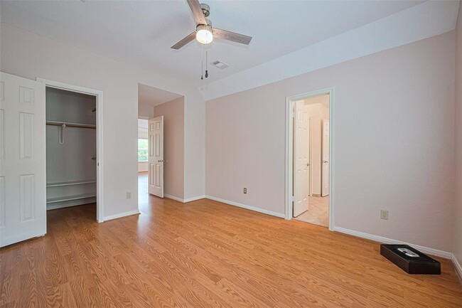 Building Photo - 3739 Elkins Rd