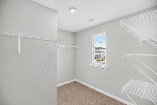 Building Photo - 129 Holly Leaf Ln