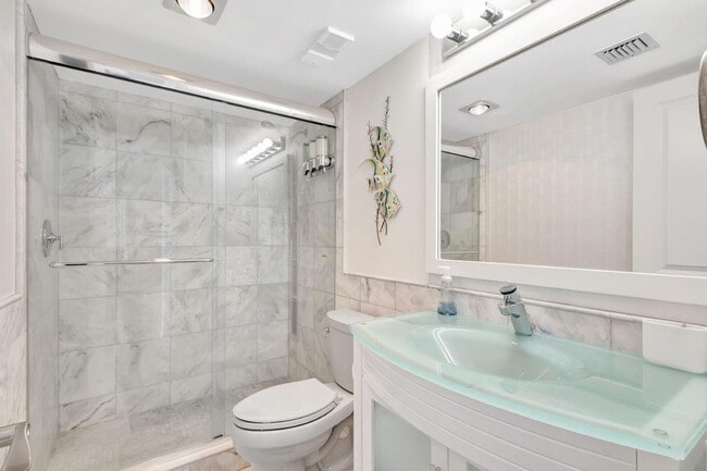 Building Photo - 300 Ocean Trail Way