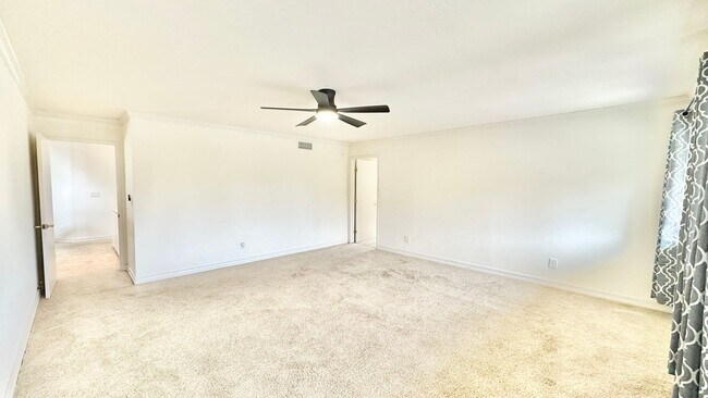 Building Photo - Spacious Two-Story Home with Three-Car Att...