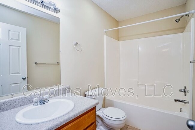 Building Photo - 524 Seays Crest Dr