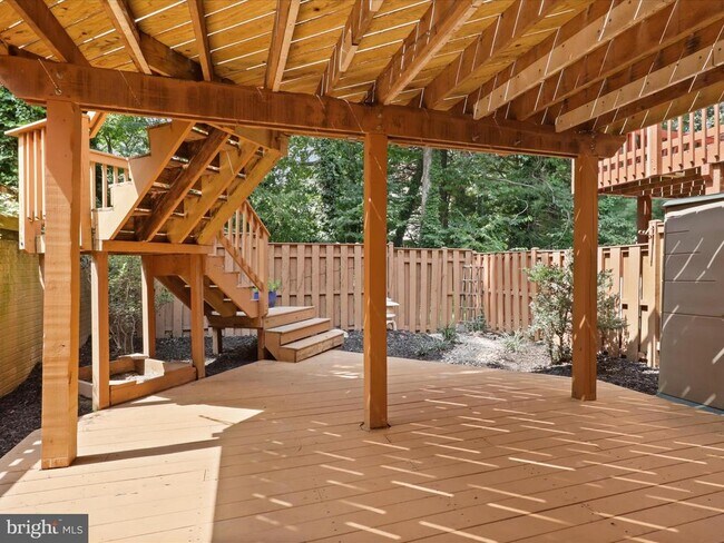 Building Photo - 6014 Martins Landing Ln