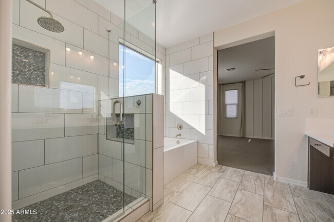 Building Photo - 9856 E Palladium Dr