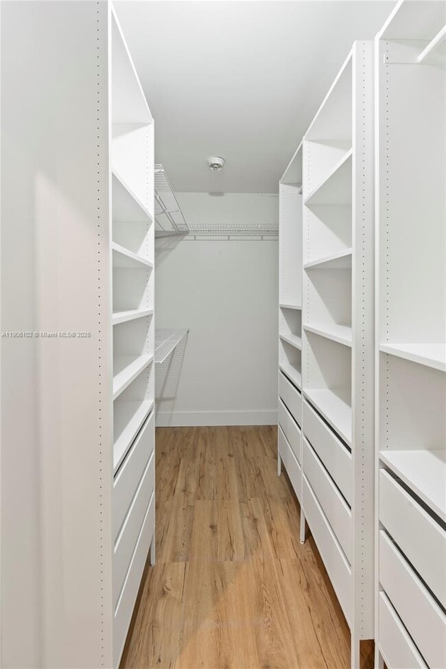 Building Photo - 15026 SW 141st Ct