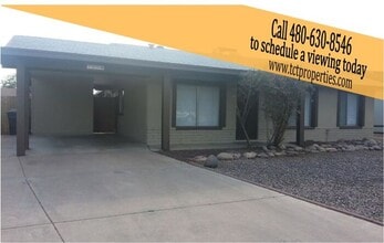 Building Photo - Charming 3 bedroom with HUGE backyard