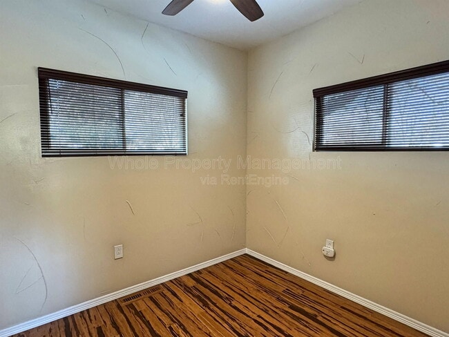 Building Photo - 5680 W 9th Ave