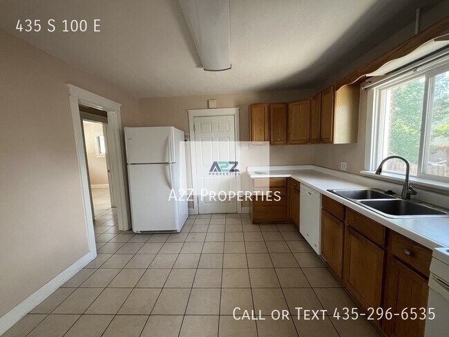 Building Photo - 435 S 100 E