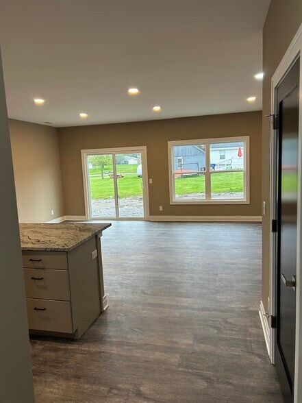 Building Photo - 4260 Greenfield Pkwy