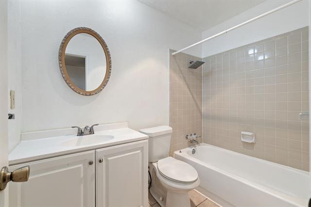 Building Photo - 5588 Squires Dr