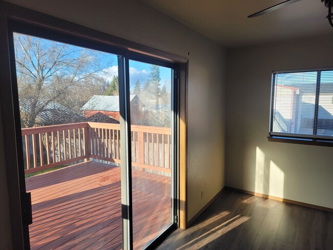 Building Photo - 506 S Skipworth Ct