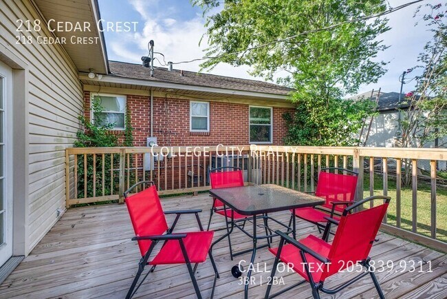 Building Photo - 218 Cedar Crest