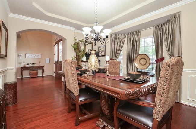 Building Photo - 25419 Richton Falls Dr