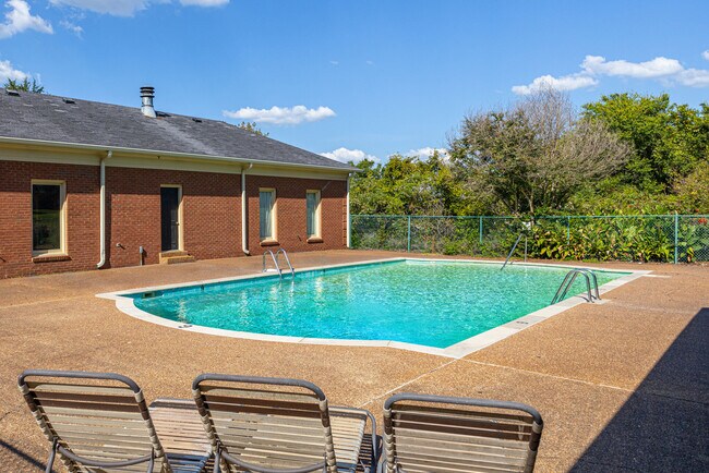 Community Pool - 760 Fox Ridge Dr