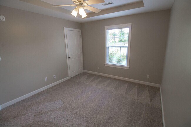 Building Photo - 7106 Stanwood Dr