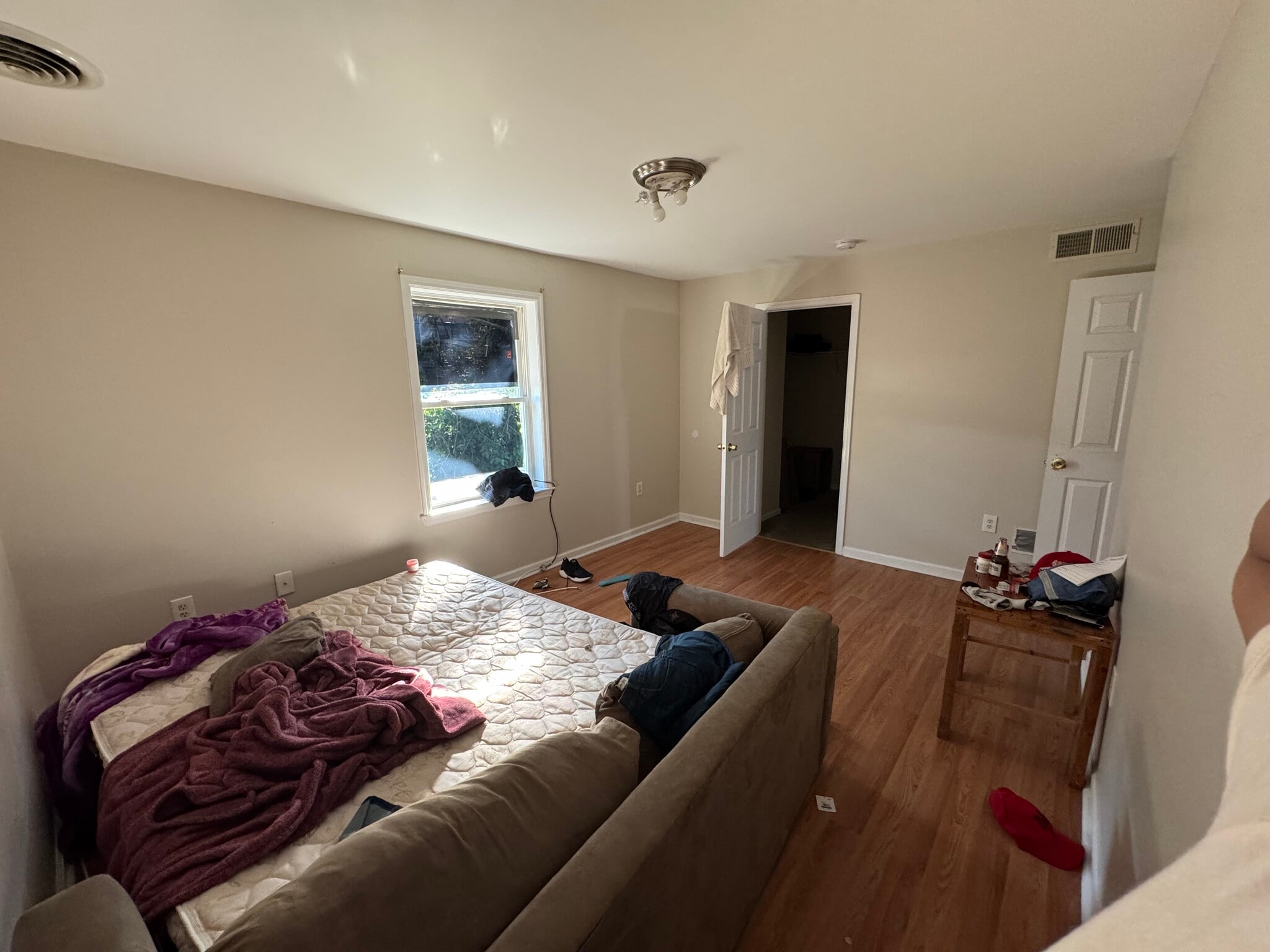 Building Photo - 70 Chadwick St