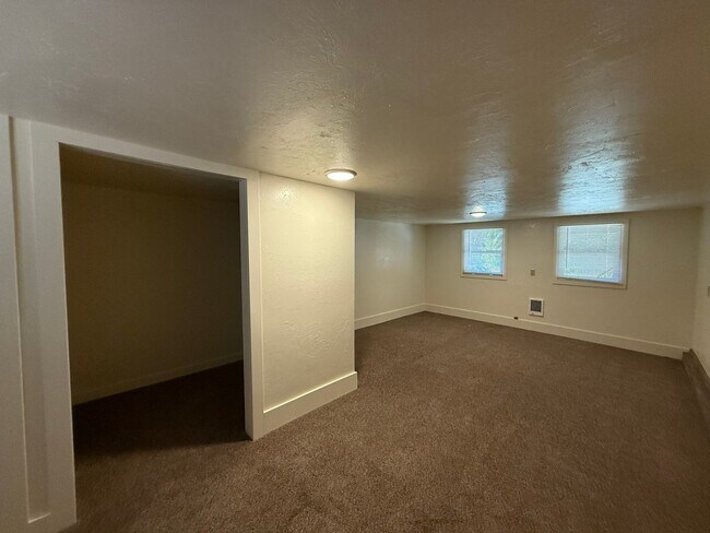 Building Photo - 1133mc