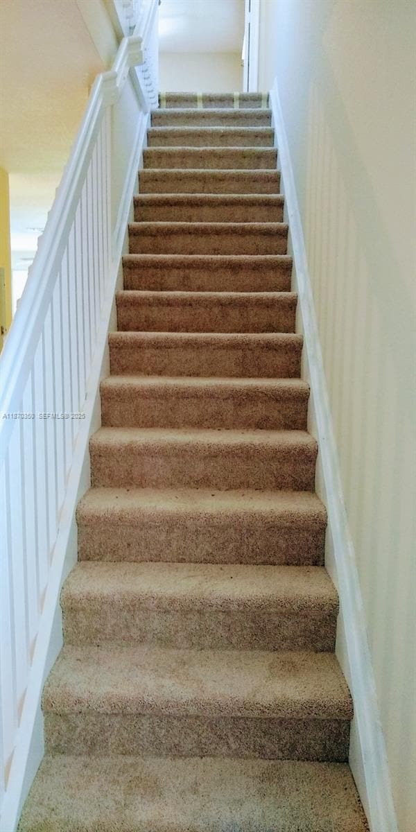 Building Photo - 2748 SW 83rd Ave