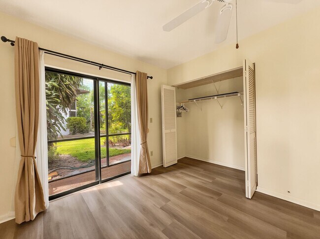 Building Photo - 2 bed 2 bath annual rental *** First floor condo *** Kings Lake Community