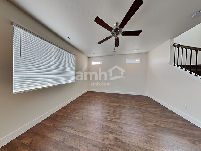 Building Photo - 9464 Clancey St