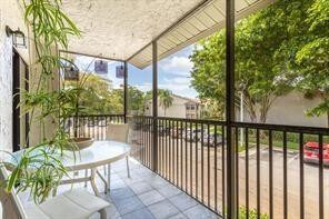 Building Photo - 1258 S Military Trail