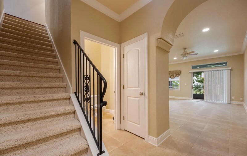 Building Photo - 1800 Kole Pl