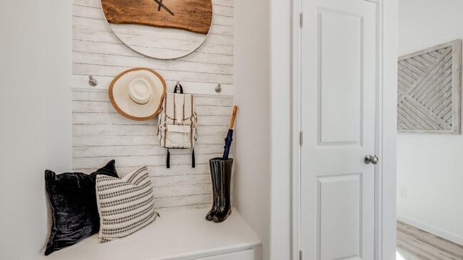 Building Photo - 2202 Via Isa Ln