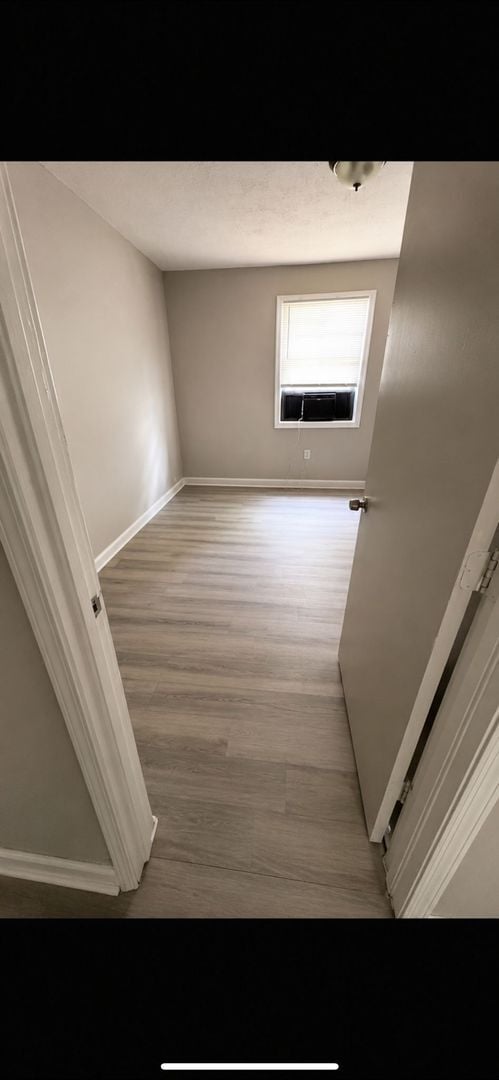Building Photo - Spacious Home Available in Tampa! 5bed | 2baths