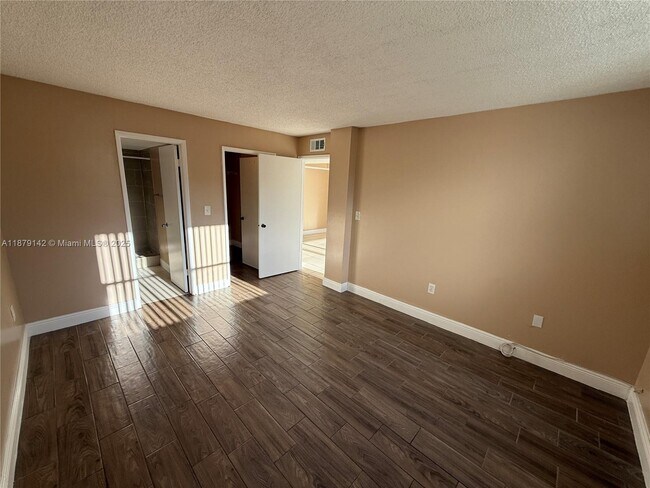 Building Photo - 8006 SW 149th Ave