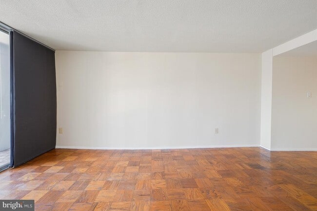 Building Photo - 1311 Delaware Ave SW