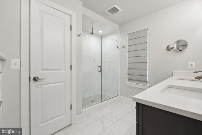 Building Photo - 3034 Declan Way