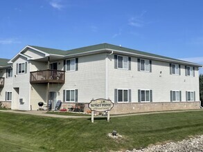 Building Photo - Sunset Pointe Apartments