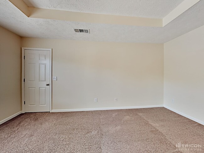 Building Photo - 1009 Harmony Ln