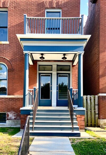 Building Photo - 3422 Utah St