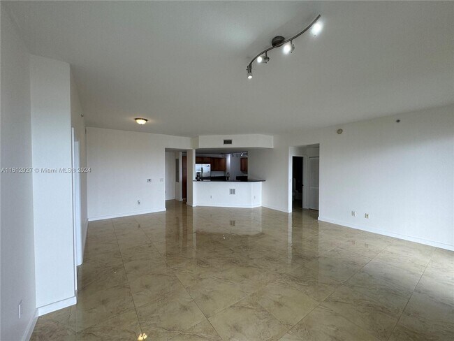 Building Photo - 8390 SW 72nd Ave