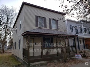 Building Photo - 44 National Ave SW