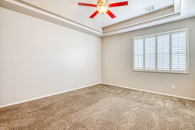 Building Photo - Beautiful Westside home with 3 bed-2 baths...