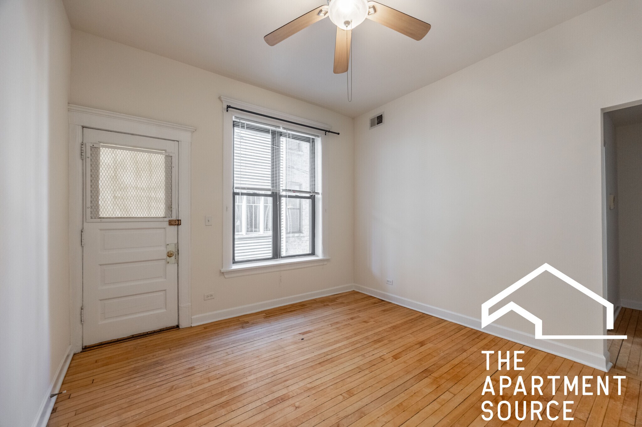 Building Photo - 2130 W Concord Pl