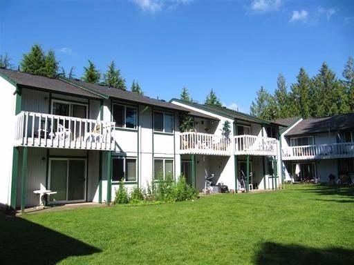 Building Photo - Villa Verdante