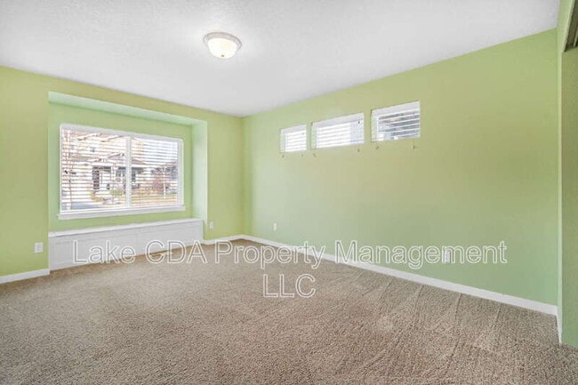 Building Photo - 2892 W Rimbaud Ave