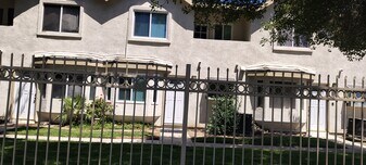 Building Photo - 1425 S White Ave